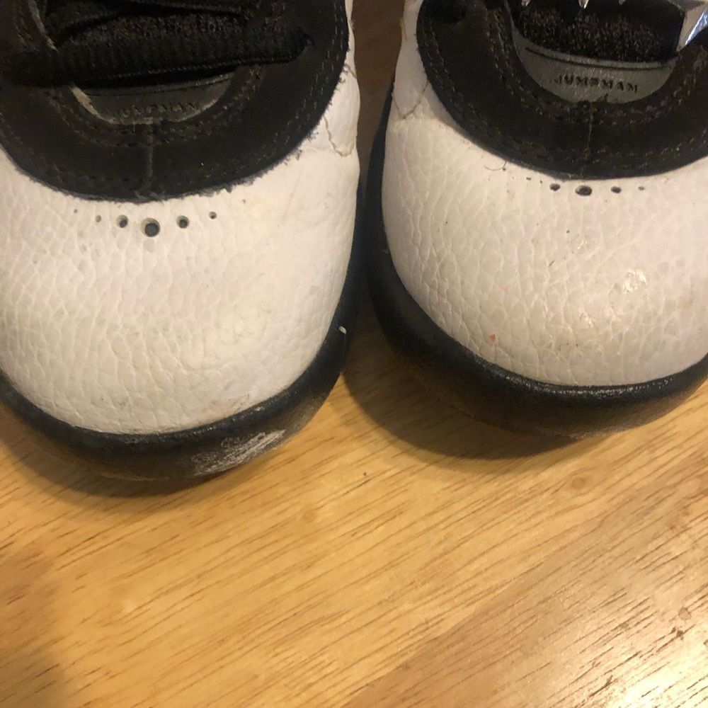 Jordan black white and gold Jumpman Pro youth sneakers tennis shoes, size 4.5 - Picture 3 of 9